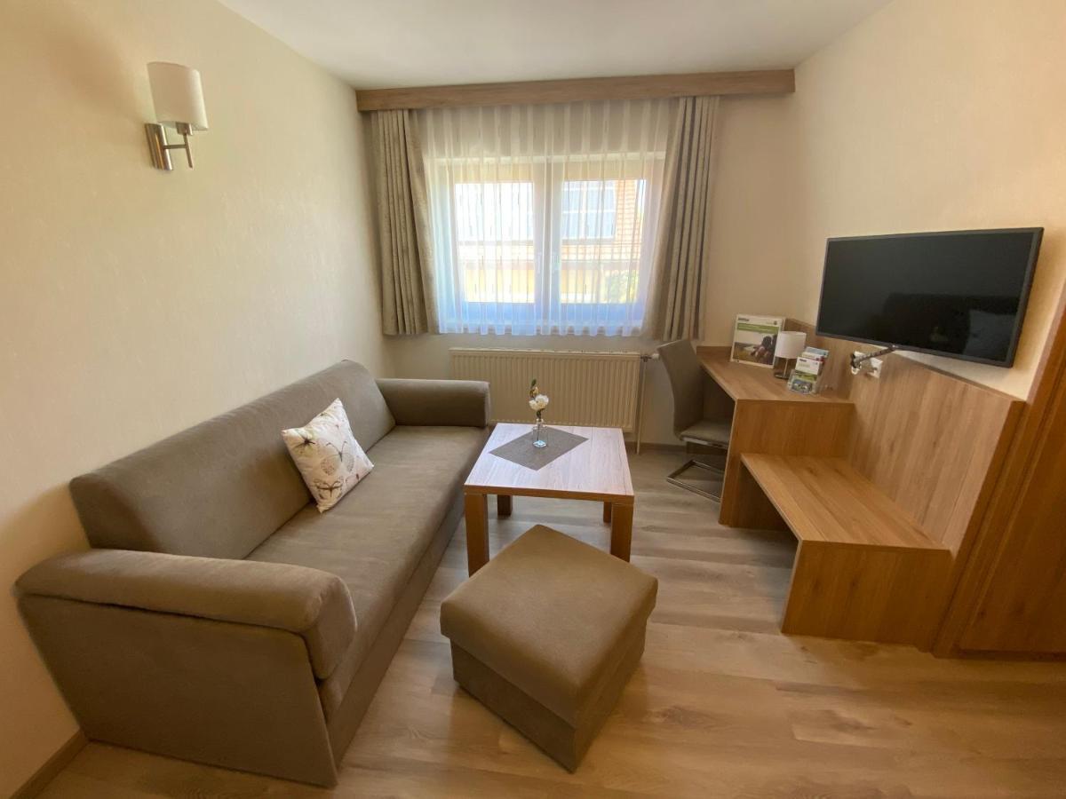 Privatzimmer Und Ferienwohnungen Leeb Persenbeug Ngoại thất bức ảnh