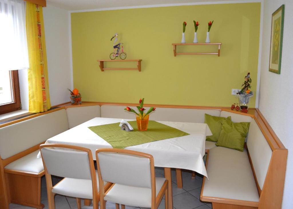 Privatzimmer Und Ferienwohnungen Leeb Persenbeug Ngoại thất bức ảnh