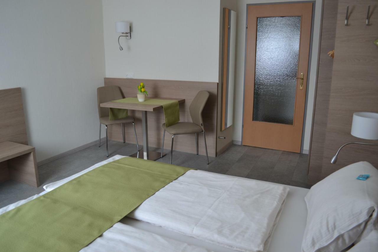 Privatzimmer Und Ferienwohnungen Leeb Persenbeug Ngoại thất bức ảnh